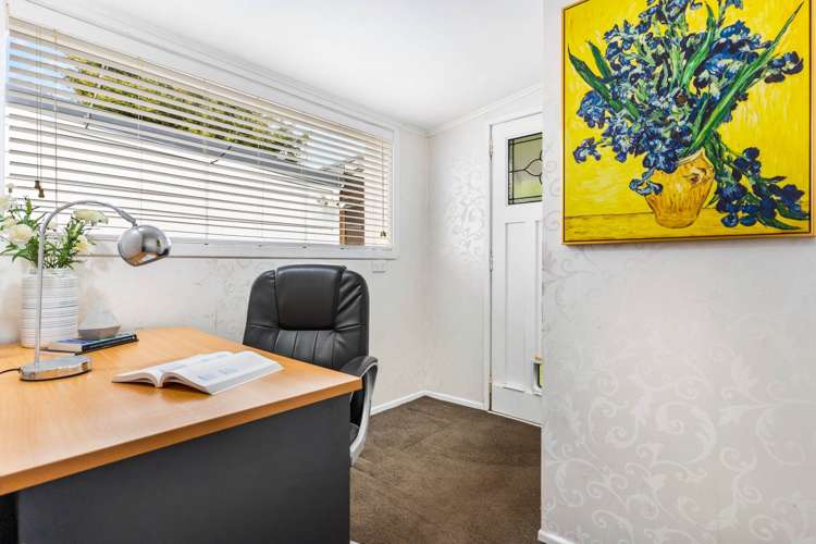 51 Woodward Road Mount Albert_13