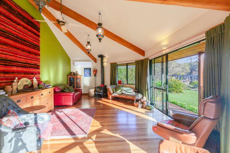 10 Labyrinth Lane Takaka_4