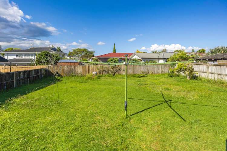 36 Akoranga Drive Northcote_14