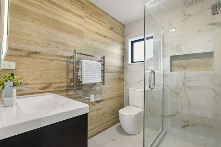 17B Martin Place Kelston_12