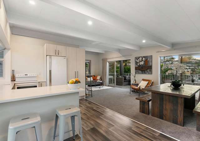 454B Beach Road Murrays Bay_4
