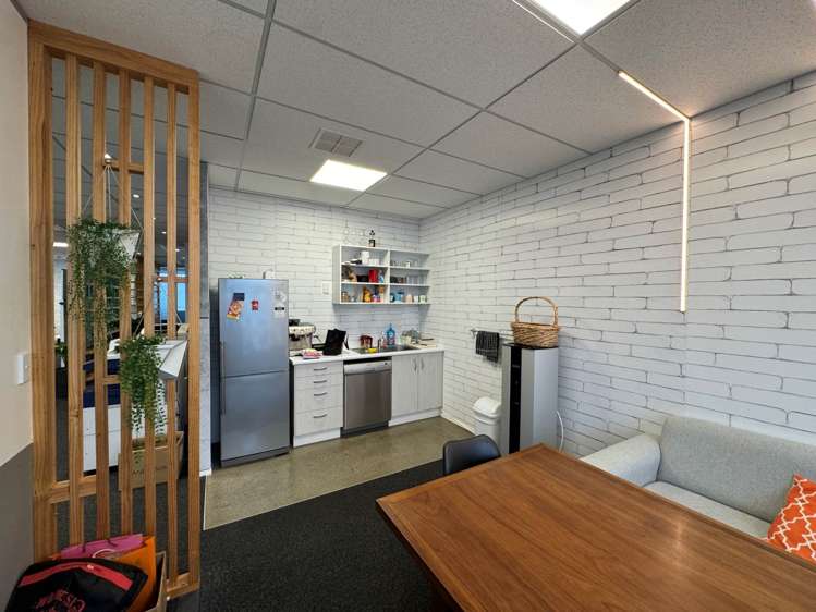 Unit G3/4 Orbit Drive Rosedale_7