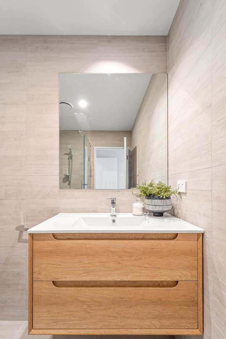 1/6 Ocean View Road Northcote_39