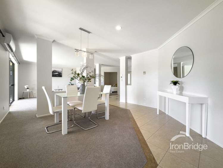 174 Kyle Road Greenhithe_5