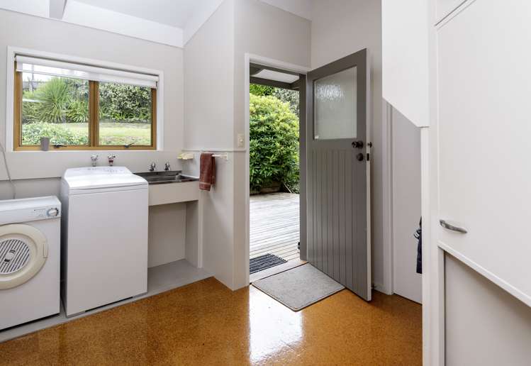 83 Evelyn Road Cockle Bay_18