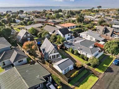 213A Range Road_4