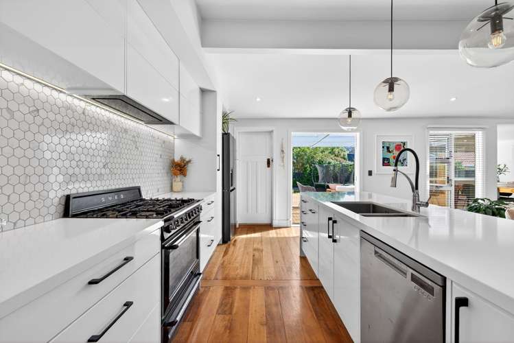 75 Penrose Street Woburn_7