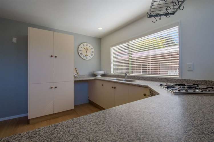 28b Dart Place Fernhill/Sunshine Bay_9