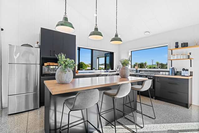 8 Paparoa Road Mangapai_4