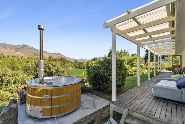 42 Ballantyne Road Wanaka_10