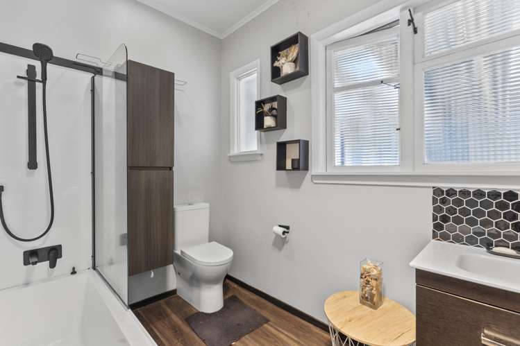 9 Montgomery Street Levin_11