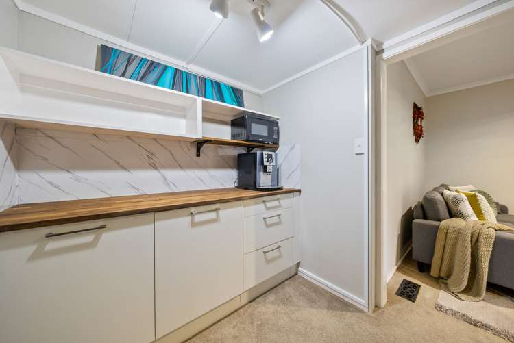 28a Seaview Road Paremata_27