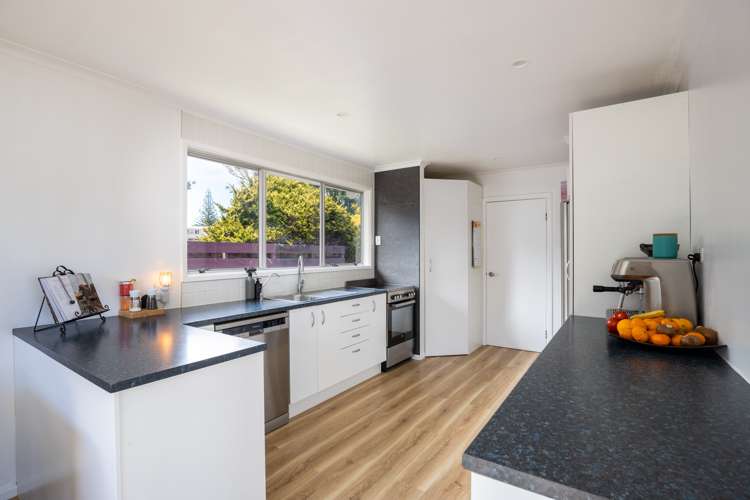 28c Paritutu Road Spotswood_6