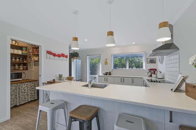 33 Navigation Drive Cooks Beach_5