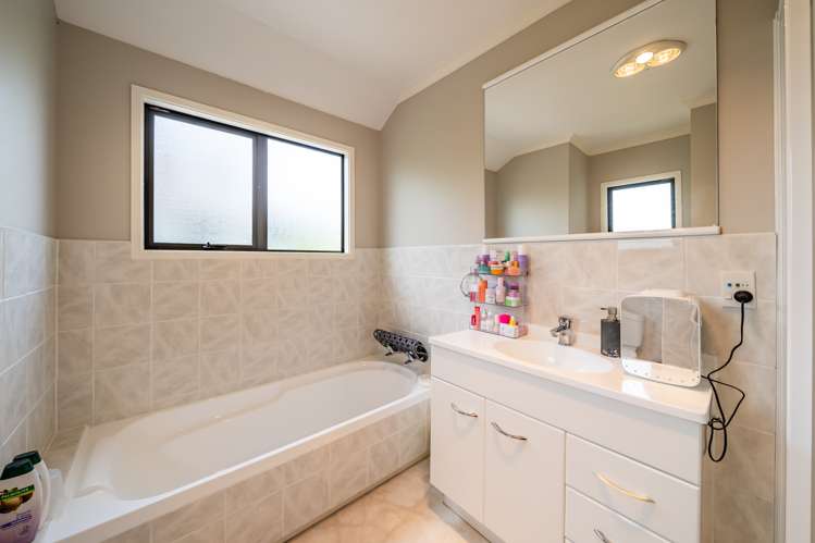 25 Landsdowne Terrace Karori_19