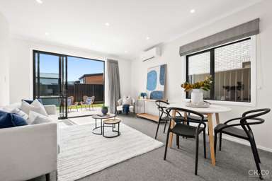 17 Aston Crescent_3