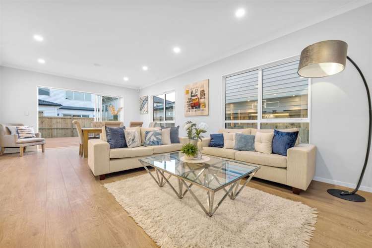 15 Tullymore Drive Flat Bush_10