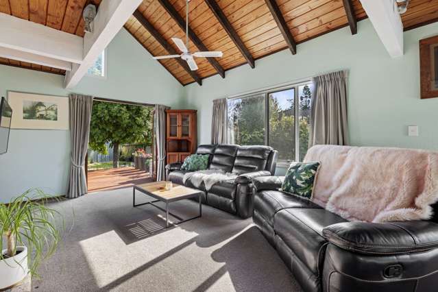 63a Eaton Crescent Matua_4