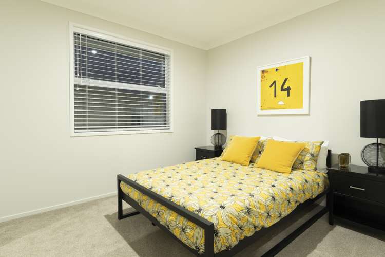 231 Lakes Boulevard Pyes Pa_12