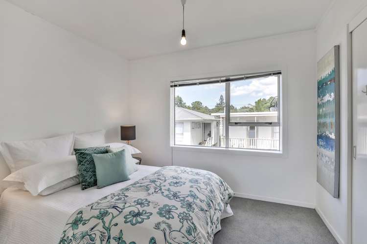 1/52 Fruitvale Road New Lynn_8