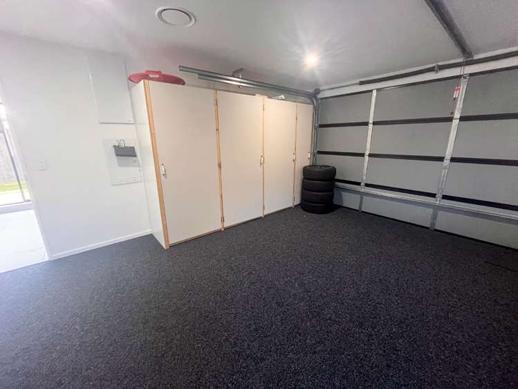 6 Dianthus Place Wigram_17