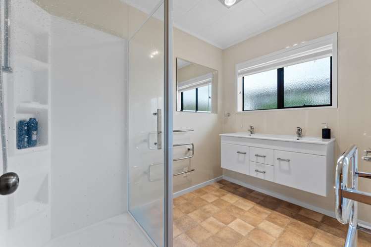 3 Kotuku Place Snells Beach_24