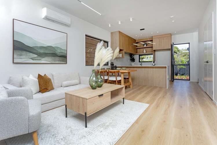 2/30 Kiteroa Terrace Rothesay Bay_5