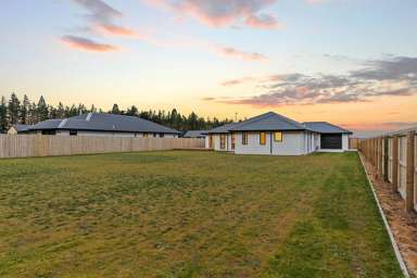 46 Memorial Crescent_2