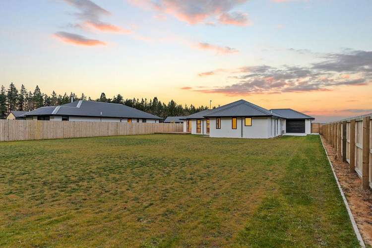 46 Memorial Crescent_2