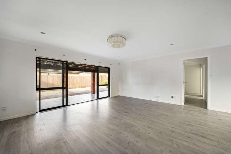 8 Carisbrook Crescent Papakura_7