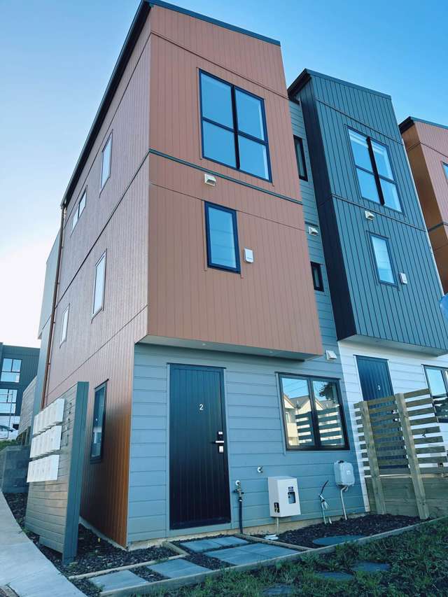 Unit 2/200 Sunnynook Road Totara Vale_1