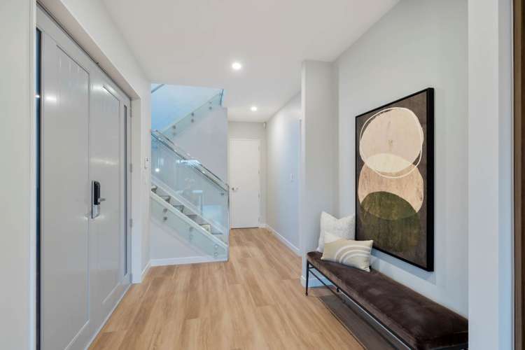 8 & 8a Kiokio Place Swanson_12