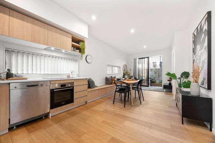 G01/25 View Road Mount Eden_13