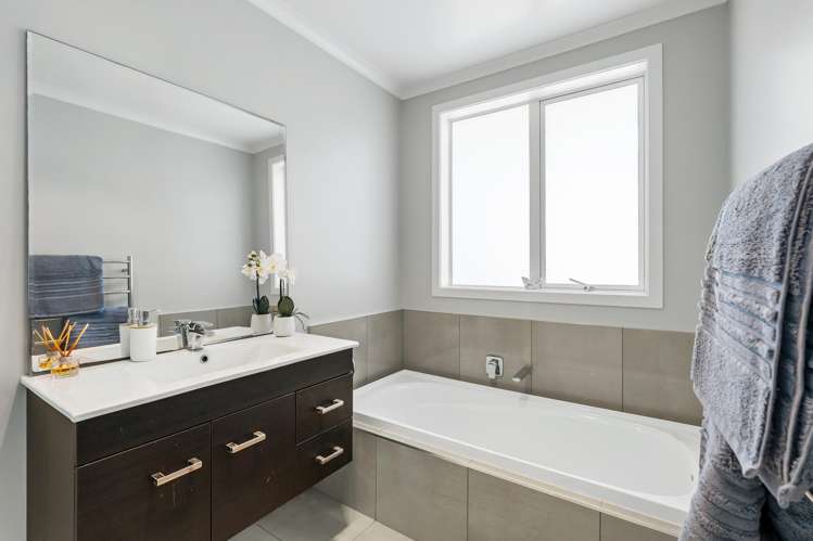 135a Rosier Road Glen Eden_16