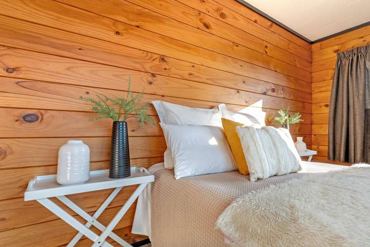 416 Ormond Road Lytton West_13