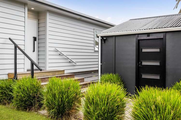 56 Warwick Road Stratford_24