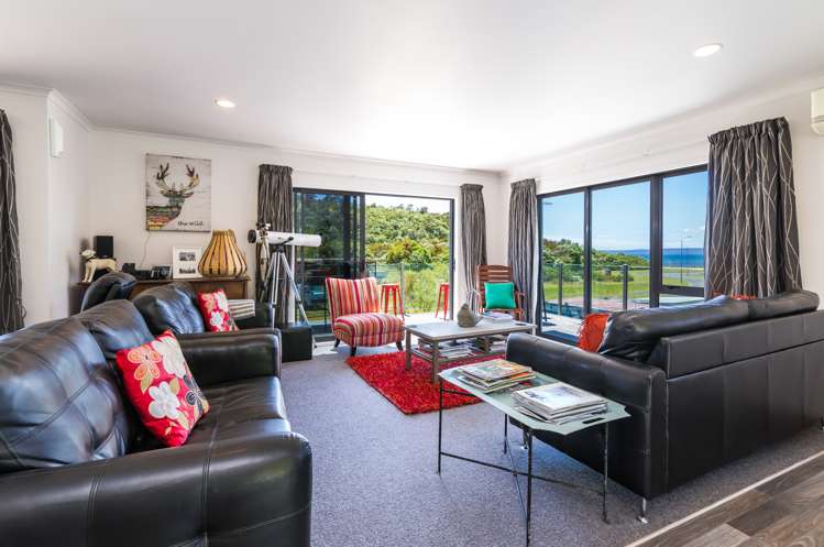 9 Poriwira Drive Kuratau_7