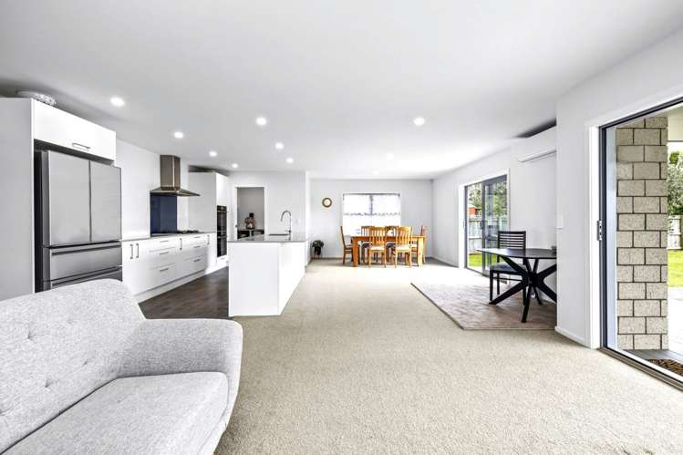 9 Mylindas Road Kaiaua_13