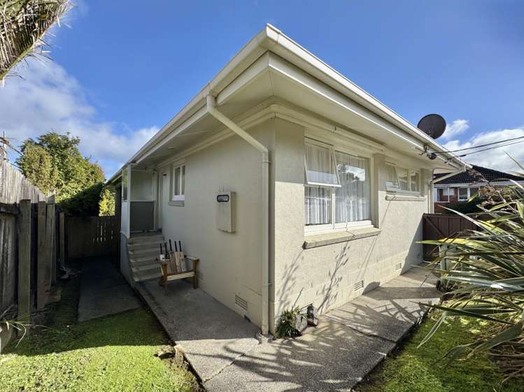 1/231 E Titirangi Road Titirangi_24