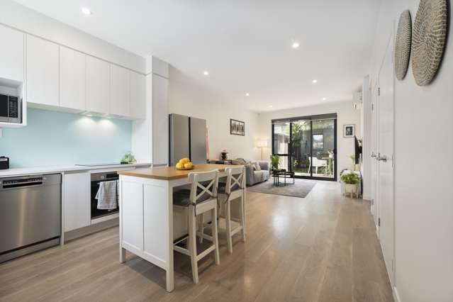 Low Maintenance, Freehold and Spacious!