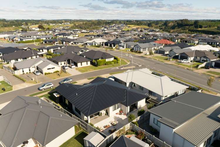 34 Kahuparere Crescent Pyes Pa_23