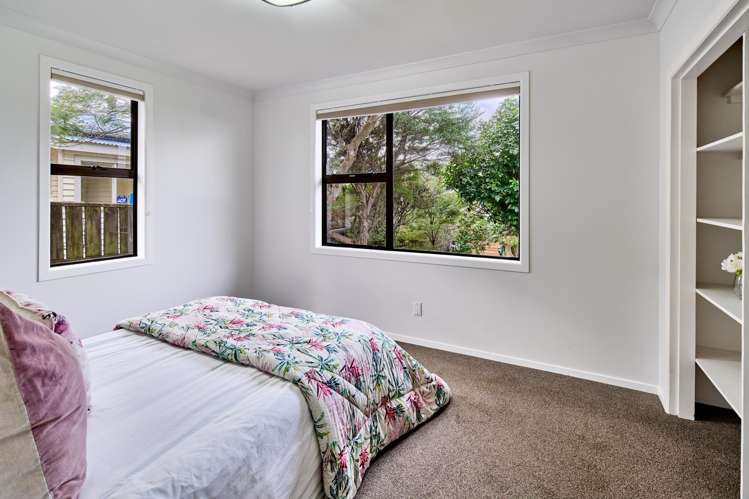 11 Raroa Place Pukerua Bay_10