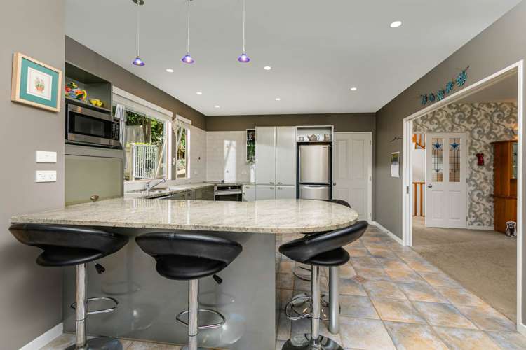 17 Asbury Crescent Campbells Bay_11