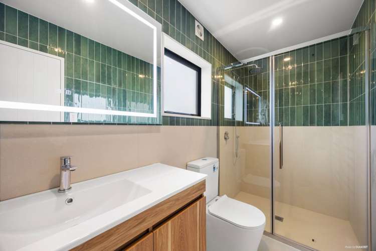 11 Rene Place Sunnyhills_14