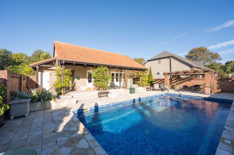 23/24 Quiet Woman Way Monaco_10