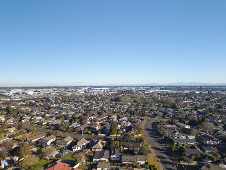 33 Gibson Drive Hornby_26