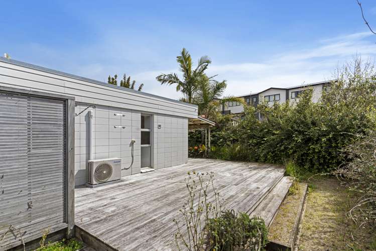 1/1 Cockayne Crescent Sunnynook_10