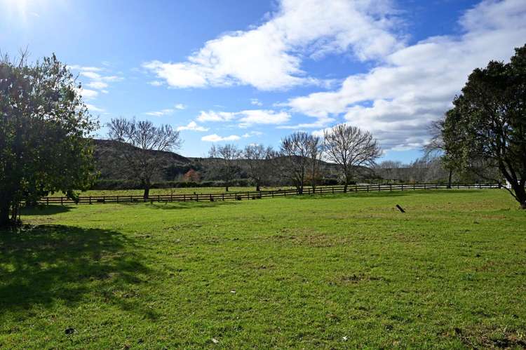 69 & 69a Croft Lane Coatesville_14