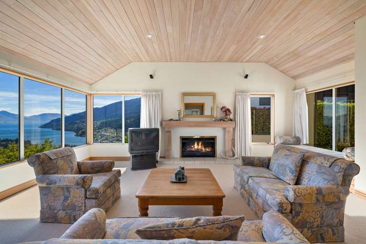 9 Vancouver Drive Queenstown_6
