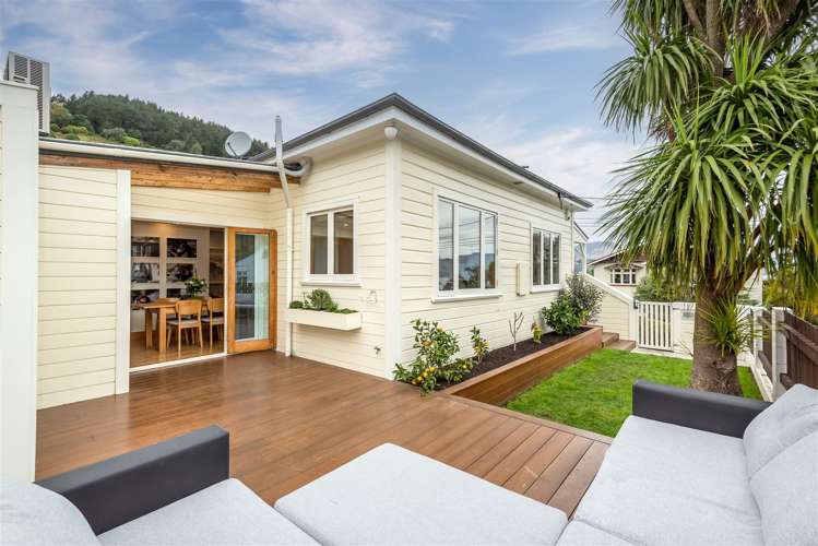 4 Ripon Street Lyttelton_18